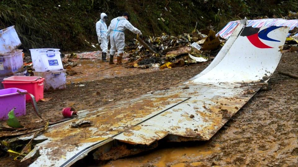 NTSB data reveals crucial details of China Eastern 5735 crash