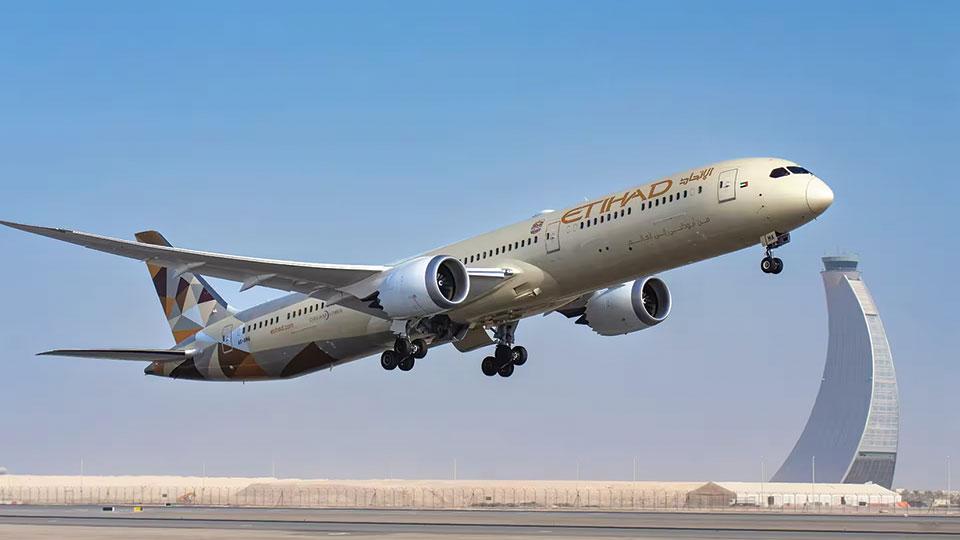 Etihad eyes daily Dhaka flights, marks strategic return to BD