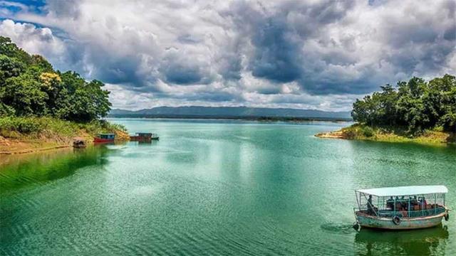 পাহাড়ে ঈদ-নববর্ষ-বৈসাবি ঘিরে জমজমাট পর্যটন ব্যবসার আশা