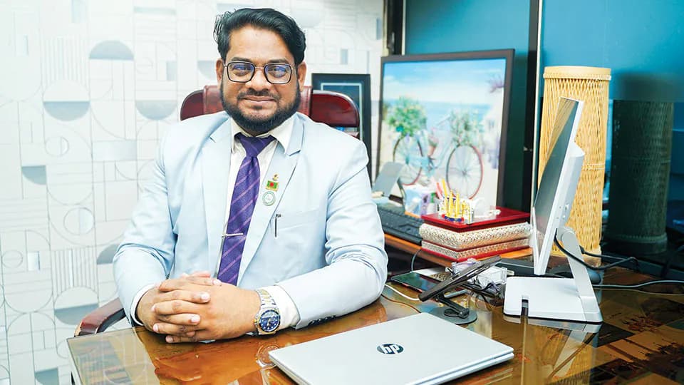Travel agencies need stronger regulation, fair access to airfares