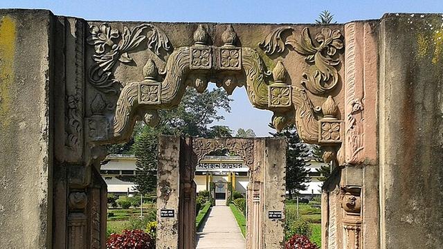 ফ্রান্সফেরত প্রত্ননিদর্শন ঘিরে তদন্ত কমিটি