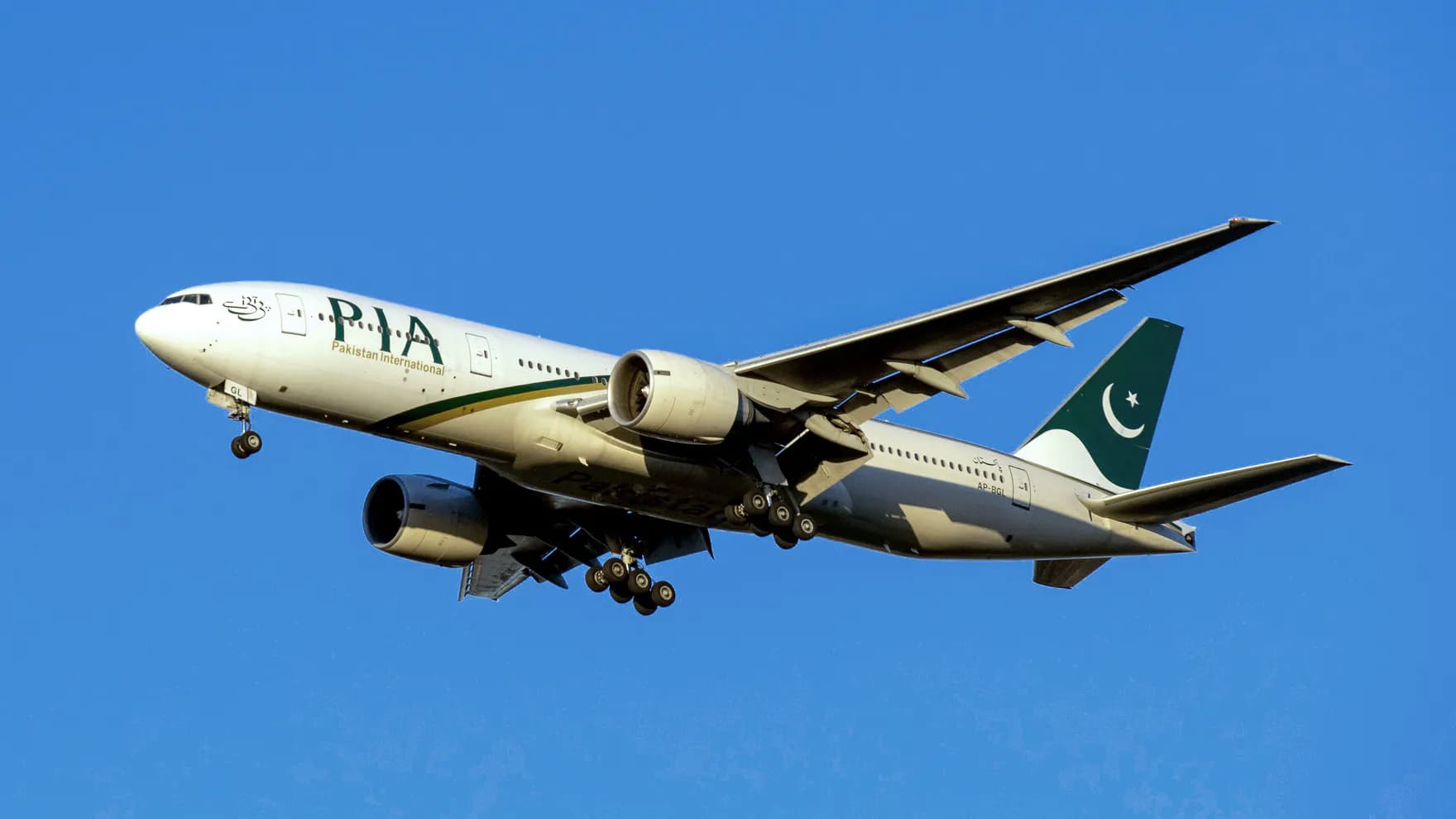 Pakistan cancels 50 pilot licenses, suspends 33 amid fake license probe