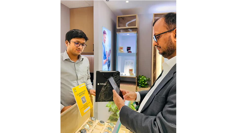 EBL promotes Bangla QR across merchant network