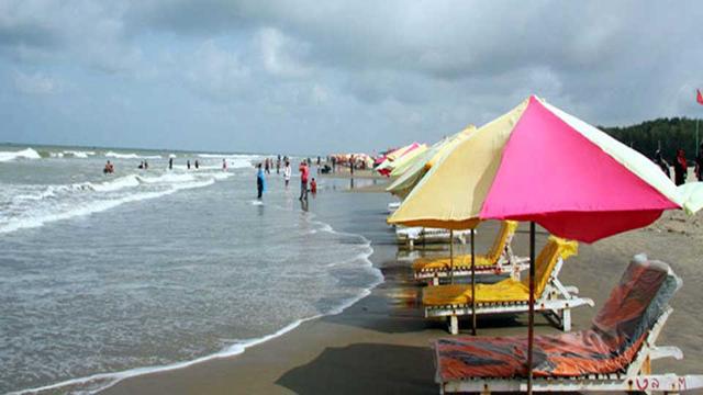 টানা ছুটিতেও শঙ্কায় কক্সবাজারের ব্যবসায়ীরা