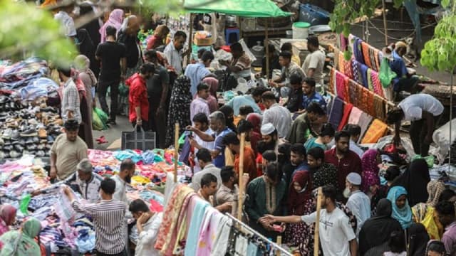 ঈদে চাঙা স্বল্পমূল্যের বাজার