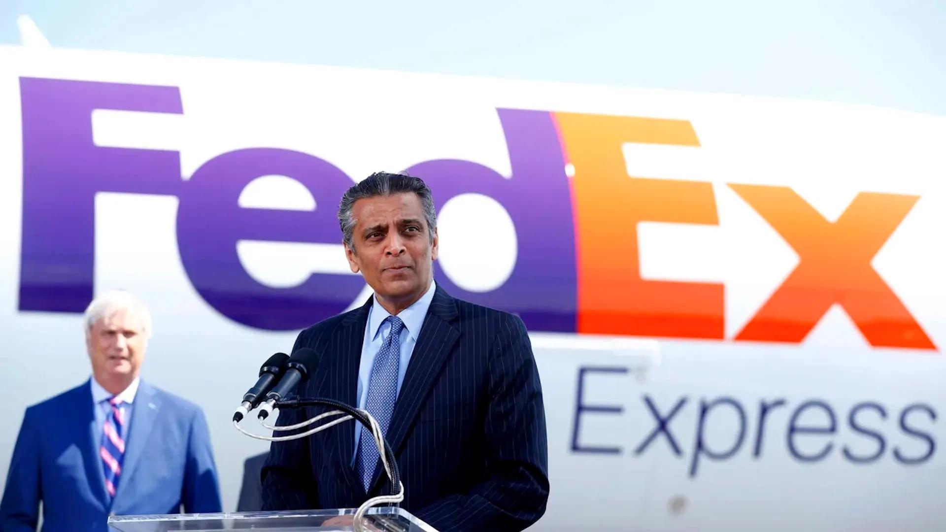 FedEx chief dismisses Amazon's supply chain threat
