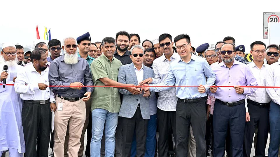 Two service bridges on Dhaka-Ashulia Expressway open to traffic