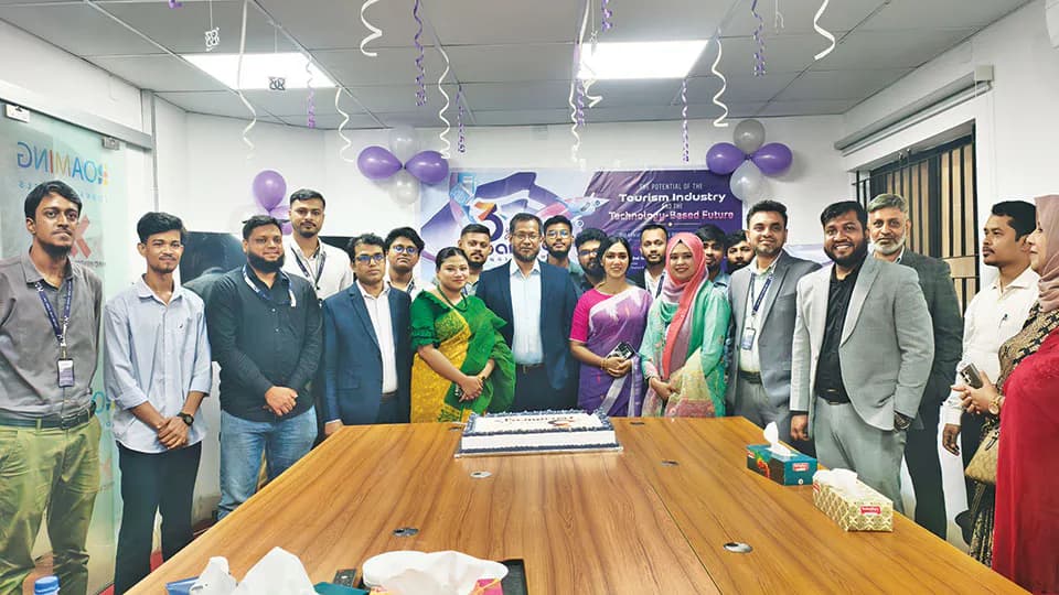 Roaming Bangladesh marks 3rd anniversary with tourism technology roundtable