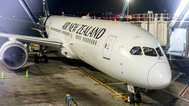 Air New Zealand cancels flight as pilots fight during layover