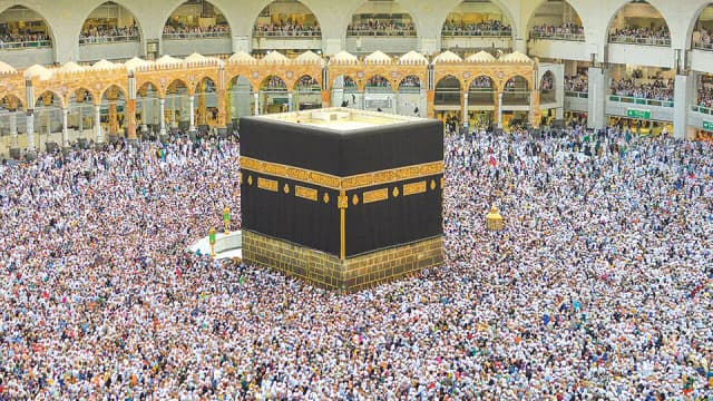 Rising costs threaten Hajj affordability as Bangladesh prepares for 2027 season