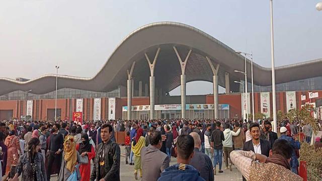 বাড়লো না সময় - আজ শেষ হচ্ছে বাণিজ্য মেলা