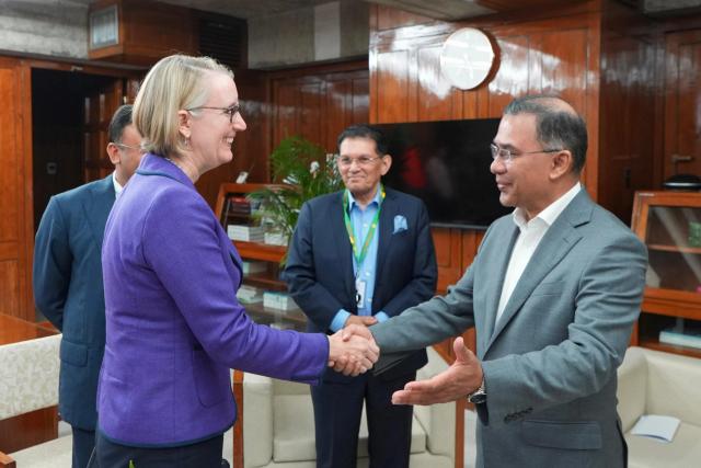UK eyes aviation investment opportunities after Third Terminal launch as envoy meets PM