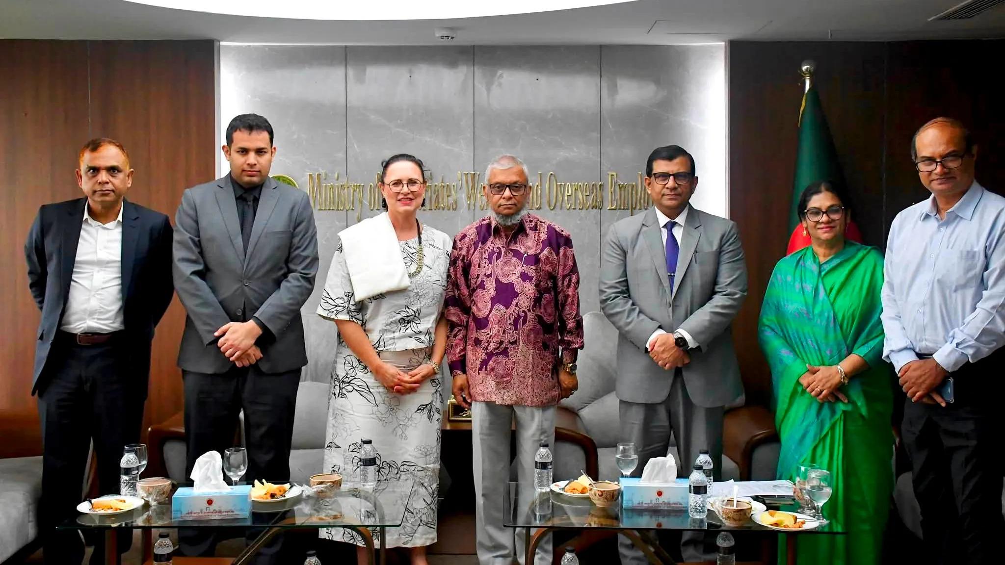 Bangladesh eyes stronger IOM support for safe migration, digital services
