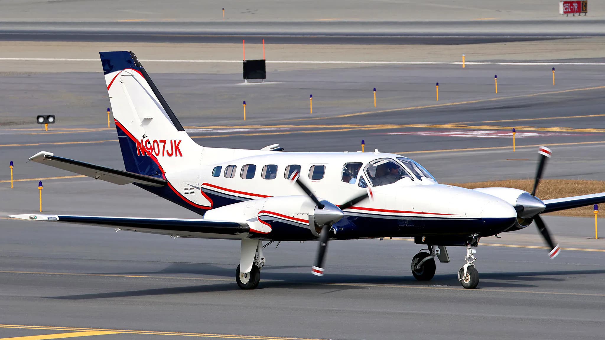 Charter plane crash near remote Alaska radar site kills all 8 aboard