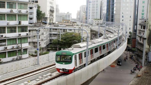 আজ ব্যাংকপাড়ায় যাচ্ছে মেট্রোরেল