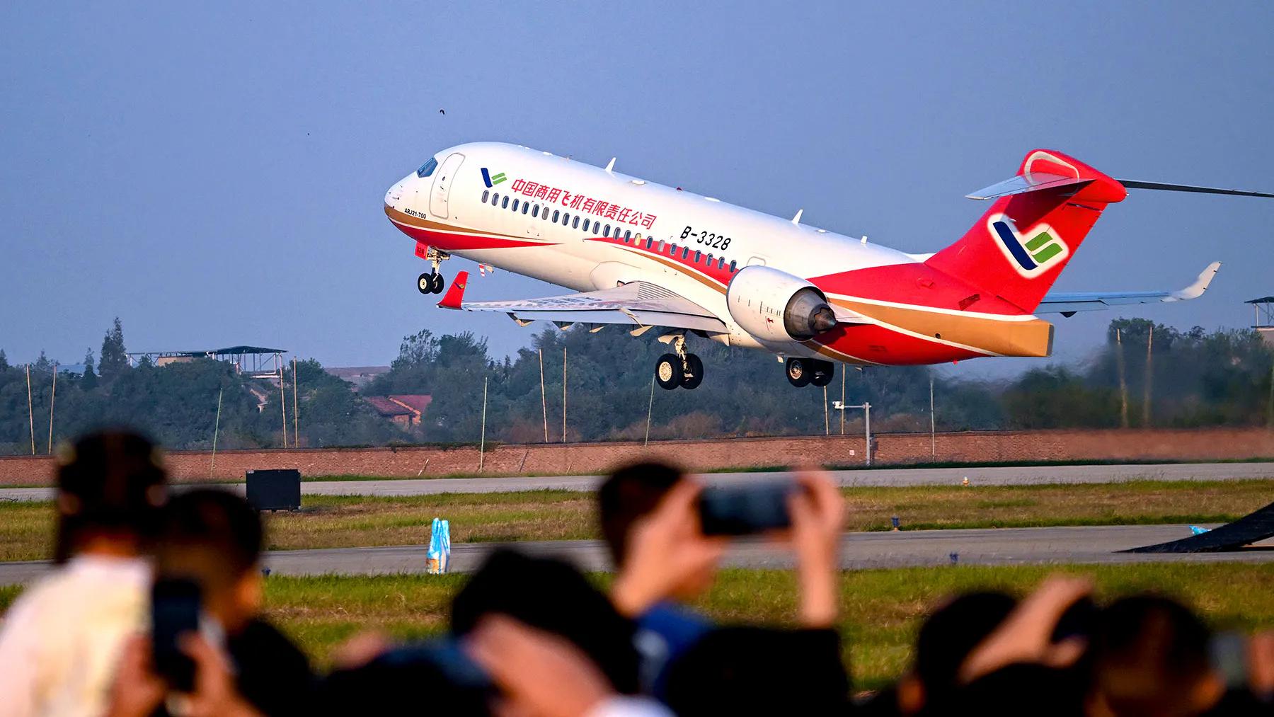 C909 marks 10 years in service, holds 70% of China's regional fleet