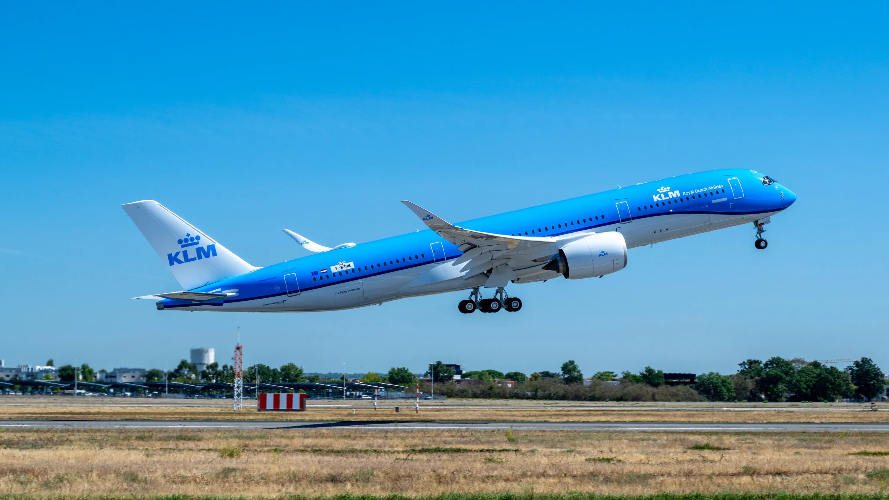 KLM receives first Airbus A350