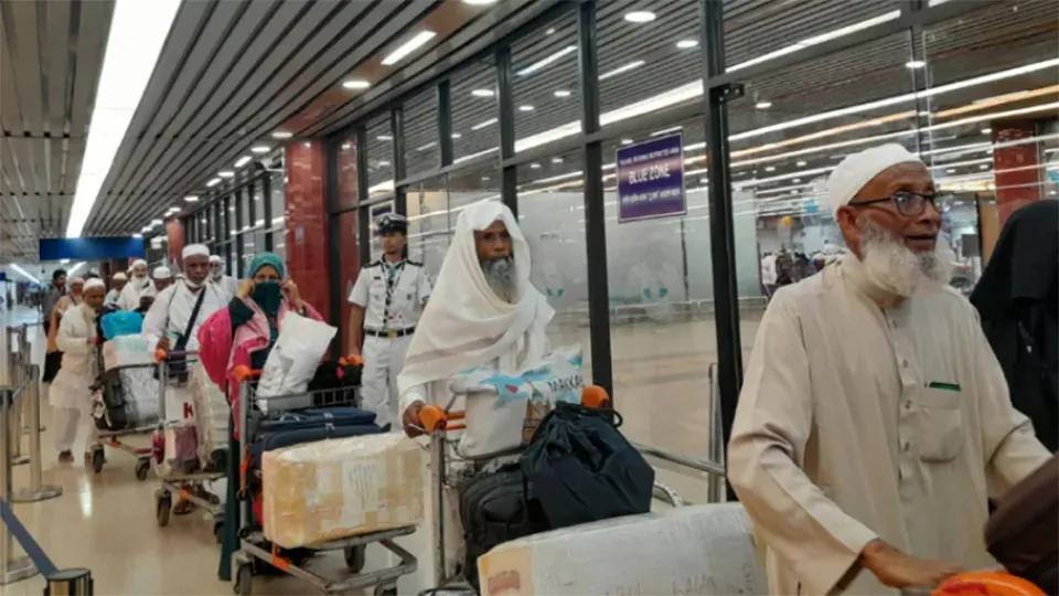 Over 68,000 Bangladeshi Hajj pilgrims return home