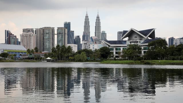 Malaysia to reopen borders from April