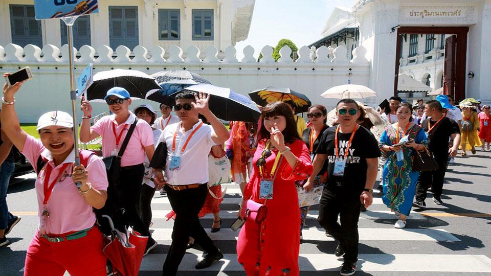 China lifts ban on group tours to US, Japan, other destinations