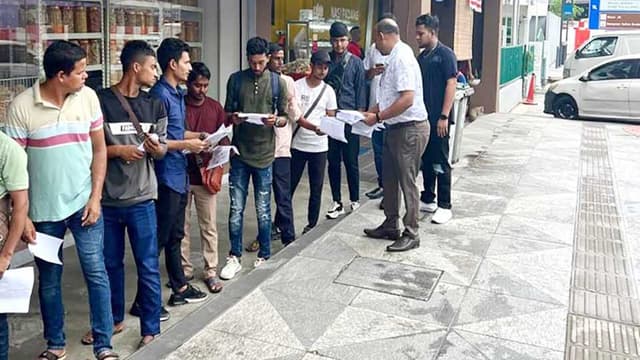 মালয়েশিয়ায় মোবাইল কনস্যুলার সেবা দিচ্ছে হাইকমিশন