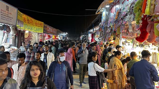 বাণিজ্য মেলায় বিক্রি ৩৯৩ কোটি টাকা, রপ্তানি আদেশ ২২৪ কোটি