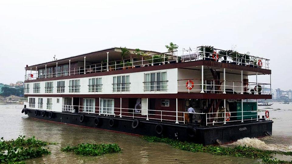 Journey Plus brings cruise ship from Assam with int’l tourists