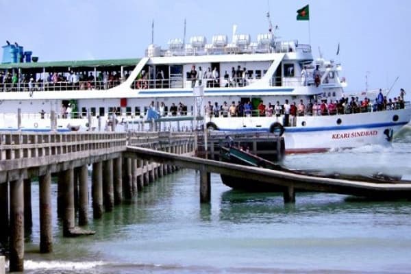 সেন্টমার্টিনে ফের জাহাজ চলাচল শুরু