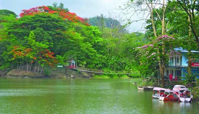 রোয়াংছড়ি ভ্রমণে নিষেধাজ্ঞা প্রত্যাহার