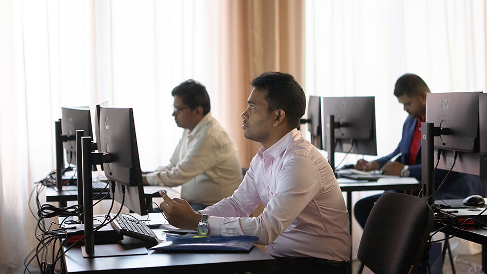 Rooppur NPP experts receive training in Russia on nuclear fuel handling