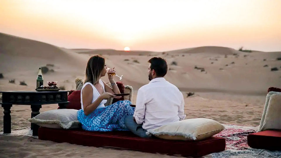 Desert Safari in Dubai: complete package of adventure, feast, entertainment
